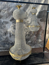 Load image into Gallery viewer, Marie Antoinette Chandelier