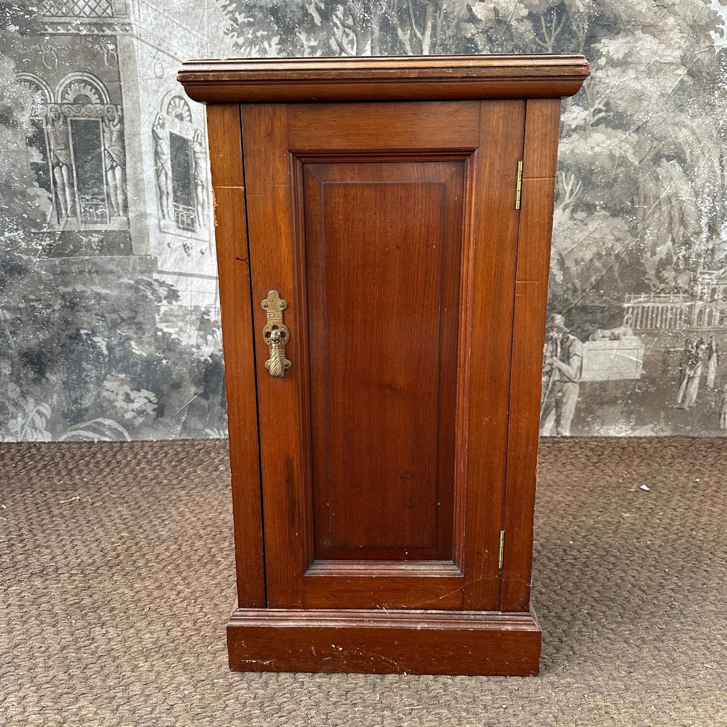 English Antique Victorian Solid Mahogany Bedside Cabinet Nighstand - French General Trading