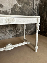 Load image into Gallery viewer, Exquisite French Antique Centre Table