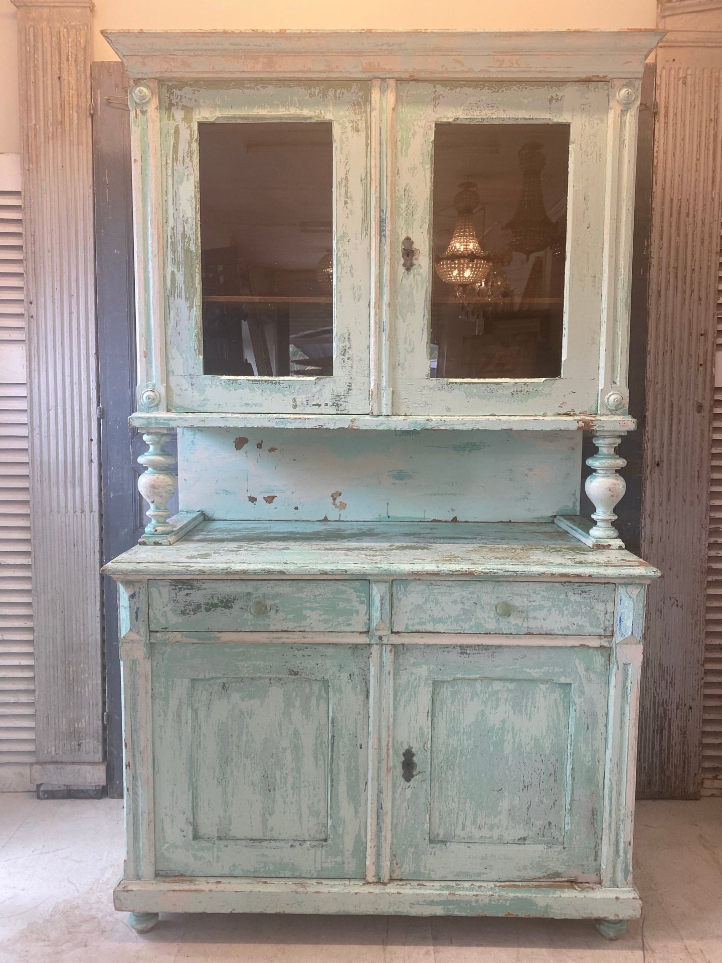 Antique Chippy Paint Buffet deux Corps Kitchen Dresser Cupboard Turquoise Green Blue - French General Trading
